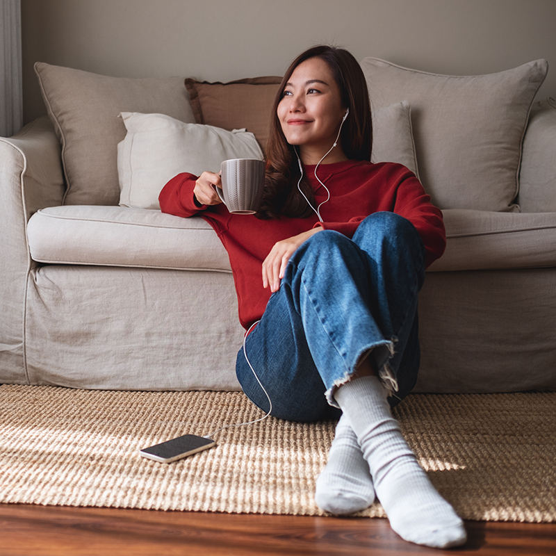 Raffles Deluxe Ladies